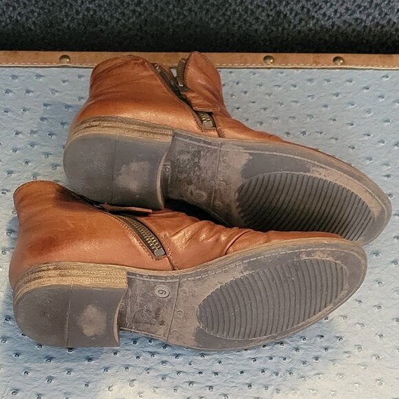 EUC Miz Mooz Double Zipper "Pleasant" Boot - Picture 2 of 3